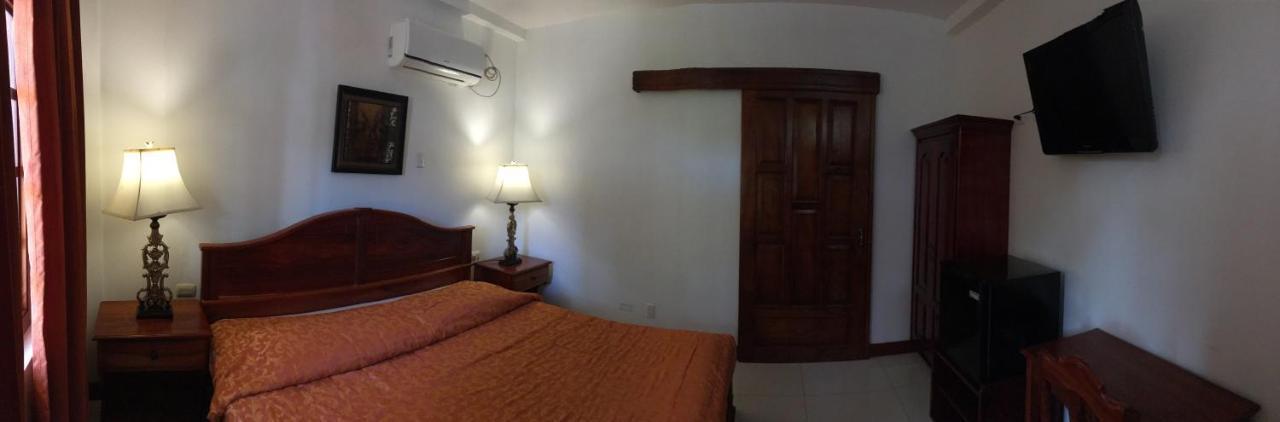 Hotel Los Higuerones Paso Canoas 외부 사진